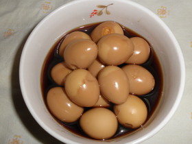 お弁当にうずらの卵煮